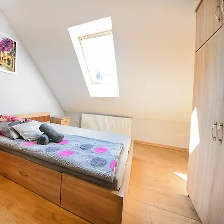 Apartment Pod Stokiem *