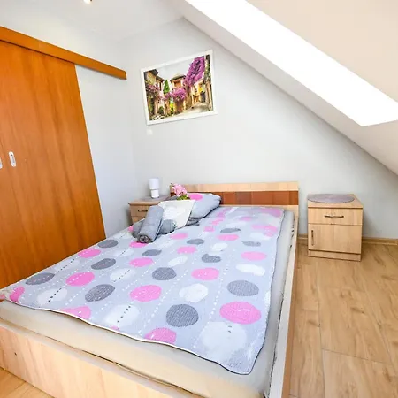 Apartment Pod Stokiem